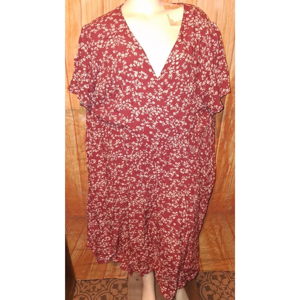 Bloomchic Pink Floral Short Sleeve V-neck Dress Sz 22/24